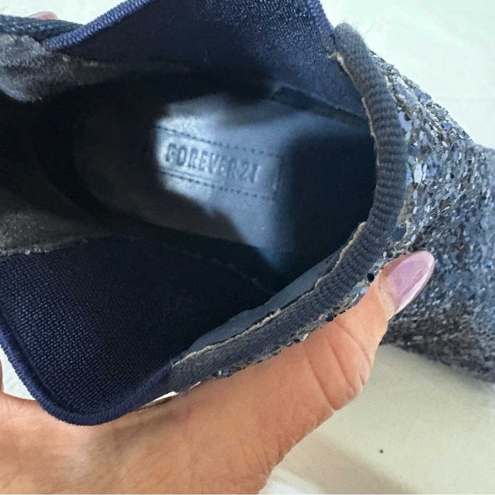 Forever 21 Chelsea Sparkling Blue Ankle Boots size 6 - Picture 5 of 11